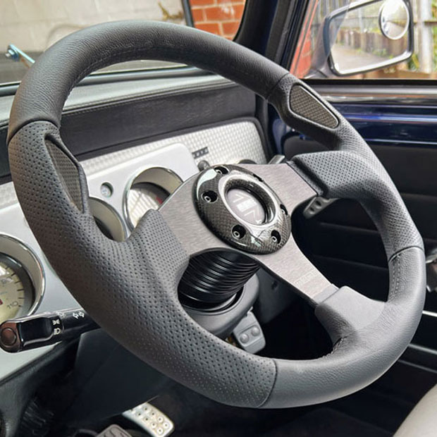 New MOMO Jet Steering wheels for classic Mini